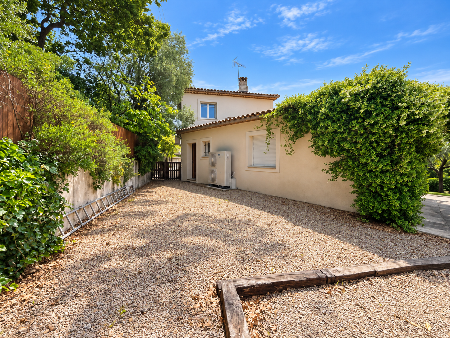 Appartement à vendre à Montauroux, 225 m², 6 pièces – photo 2 sur 18