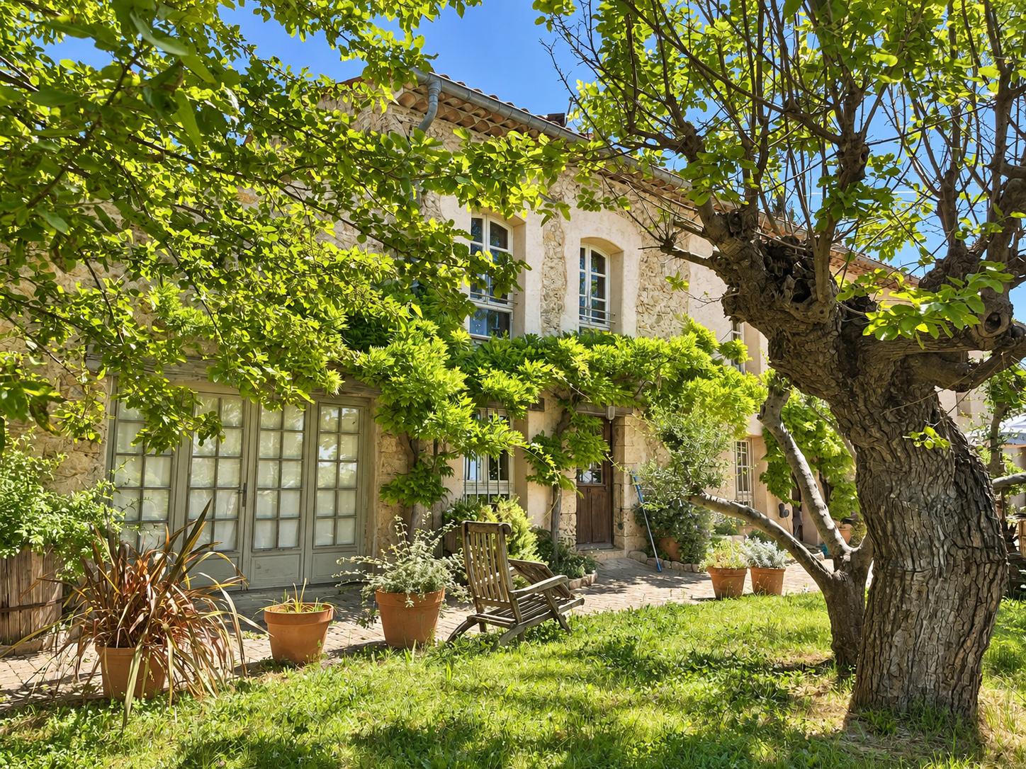 Appartement à vendre à Tourrettes, 285 m², 10 pièces – photo 2 sur 20